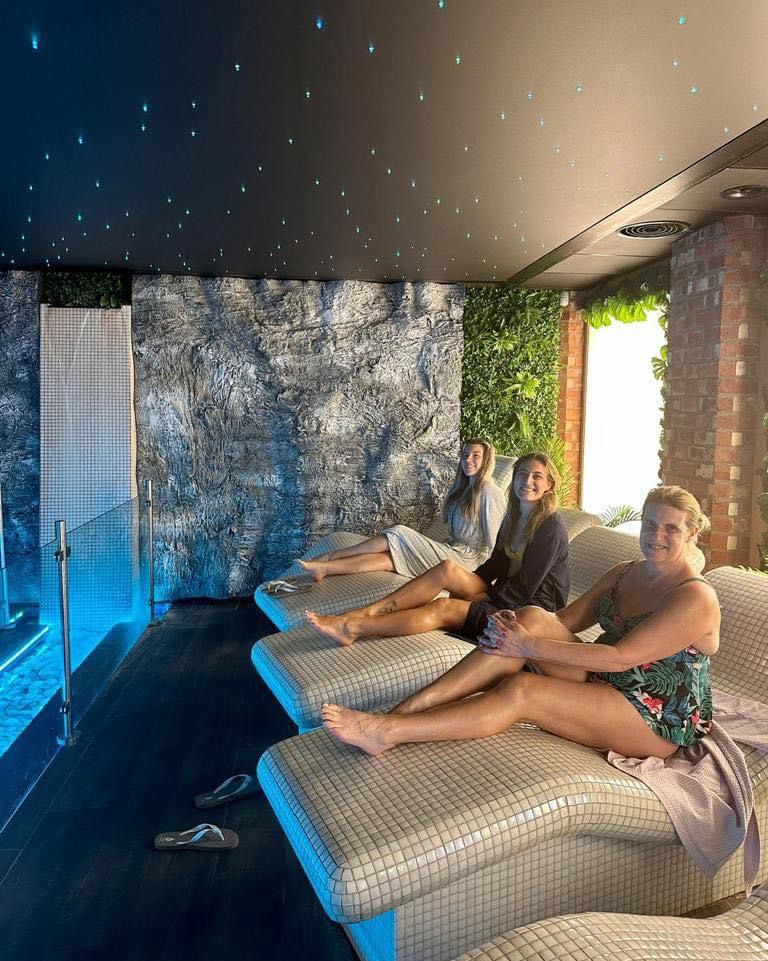 The Elemis Waterfall Package - HALF PRICE!